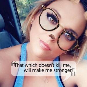 Meet your Posher, Holly